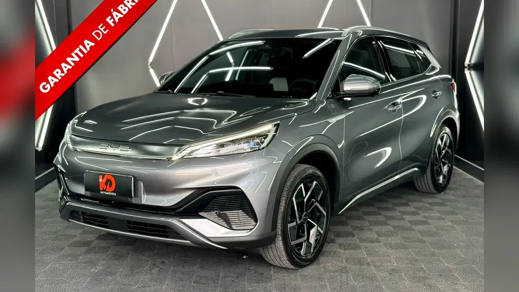 Foto de um byd yuan plus