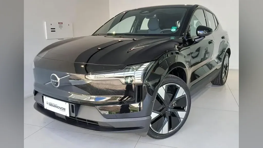Volvo EX30