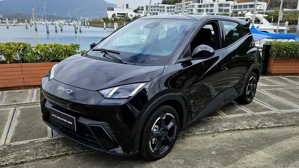 BYD Dolphin