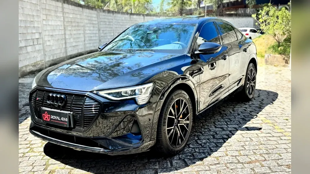 Foto de um audi e-tron