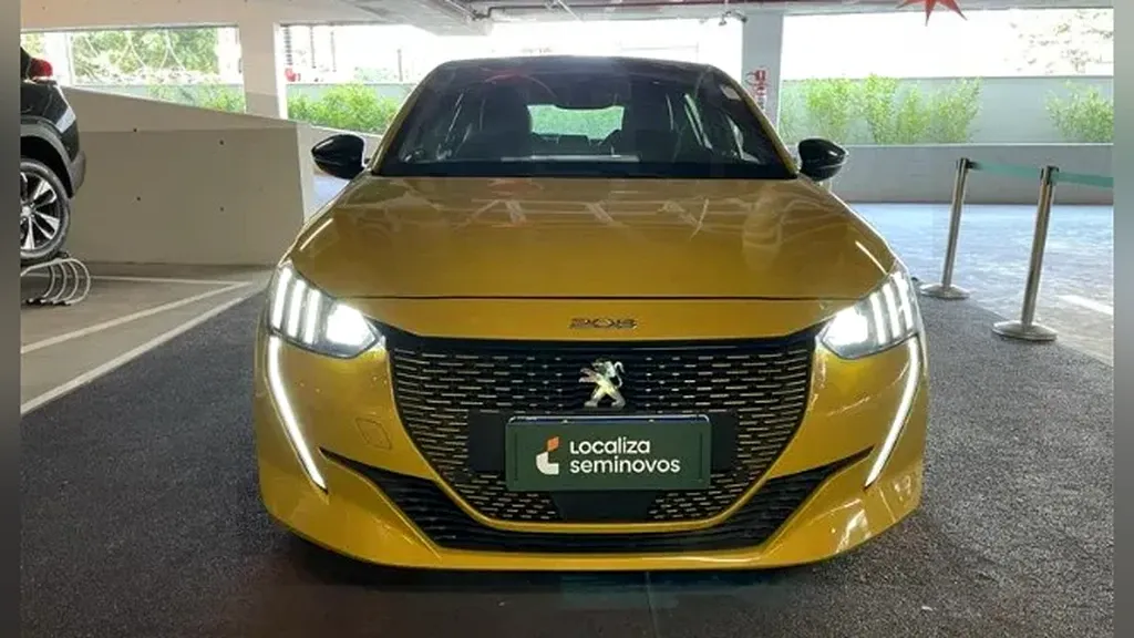 Foto de um peugeot e-208