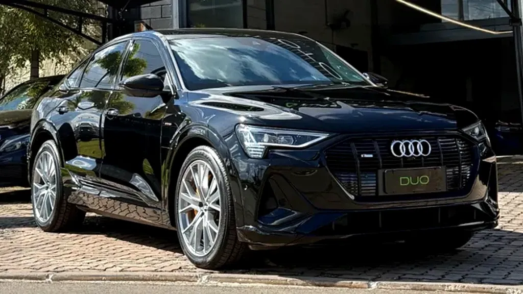 Foto de um audi e-tron