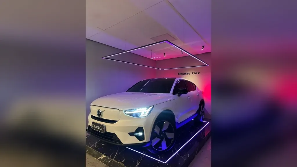 Foto de um volvo c40 recharge