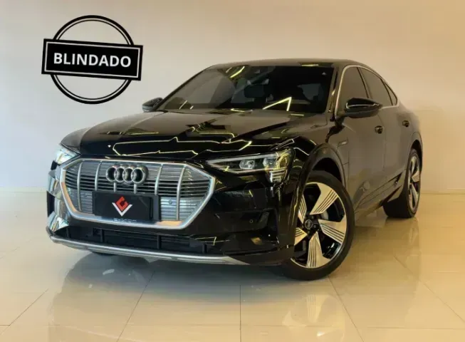 Foto de um audi q4 sportback e-tron