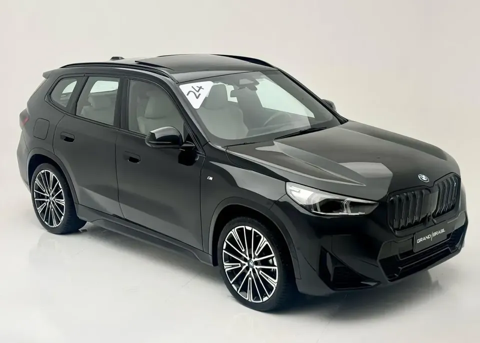 Foto de um bmw ix1