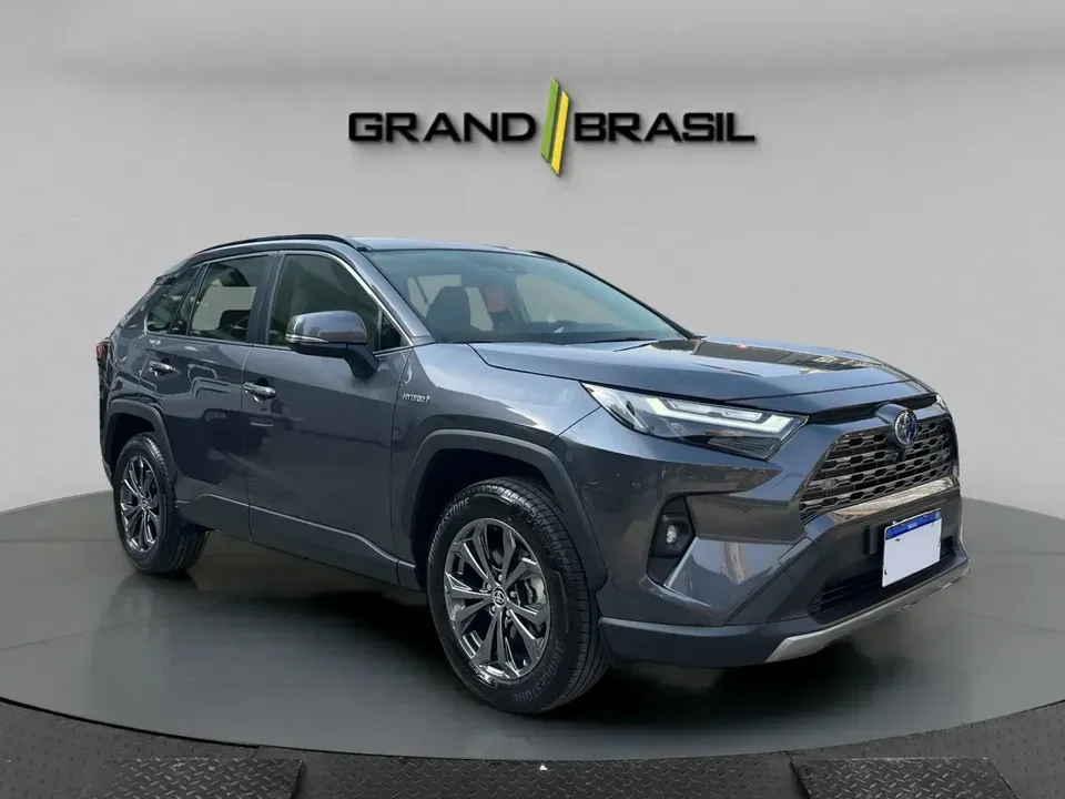 Foto de um toyota rav4