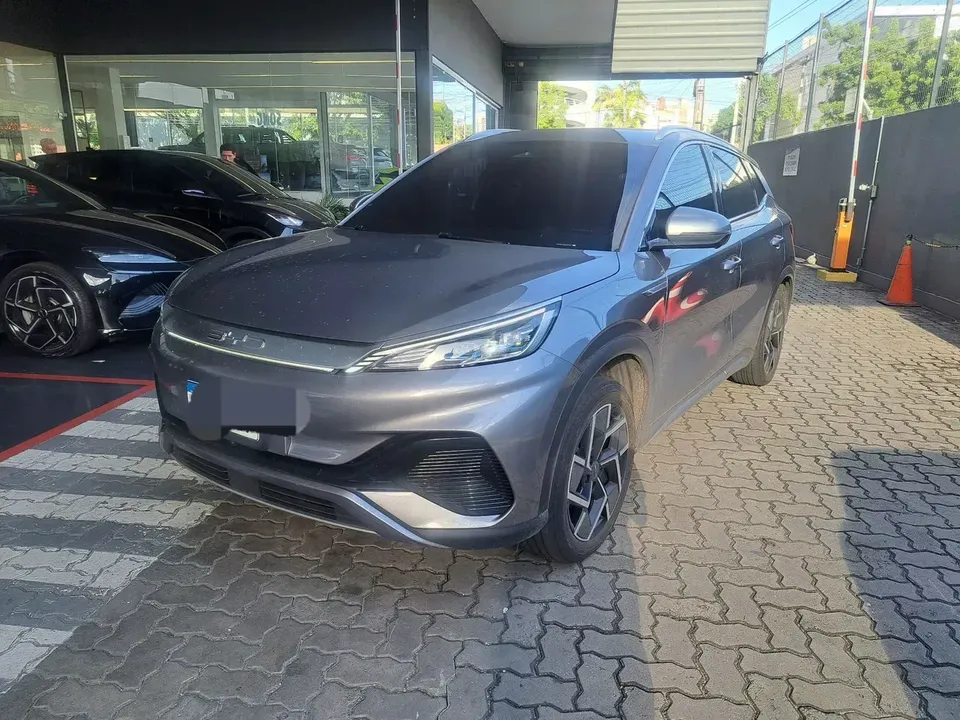 Foto de um byd yuan plus