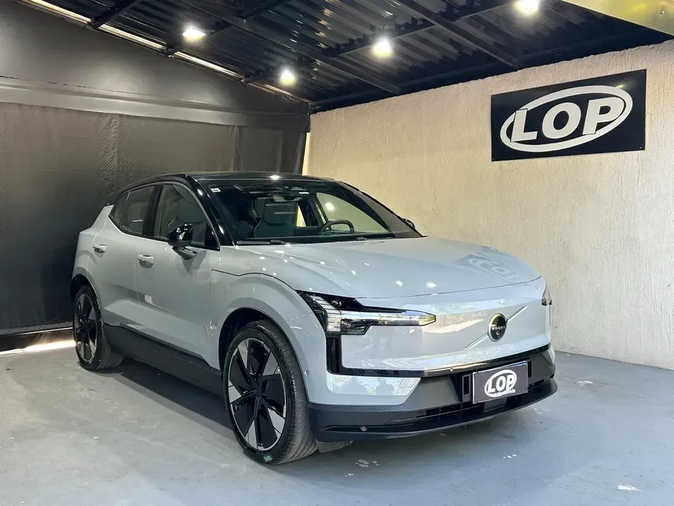 Foto de um volvo ex30