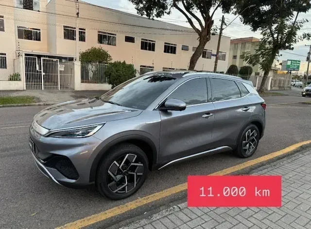 Foto de um byd yuan plus