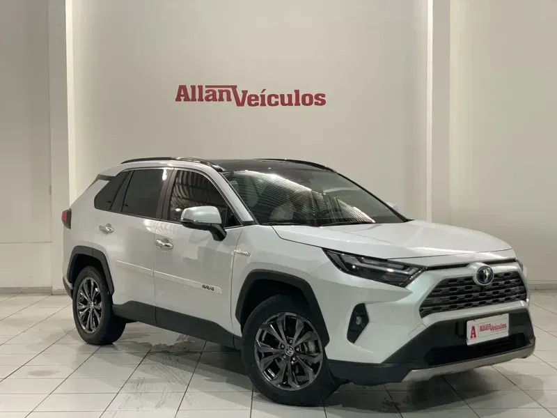 Foto de um toyota rav4 ev