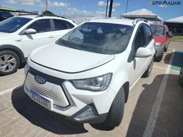Foto de um jac iev20