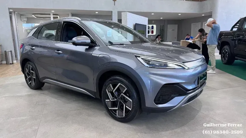 Foto de um byd yuan plus