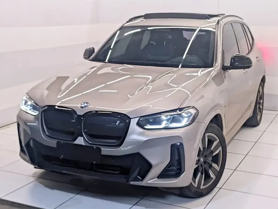 Foto de um bmw ix3