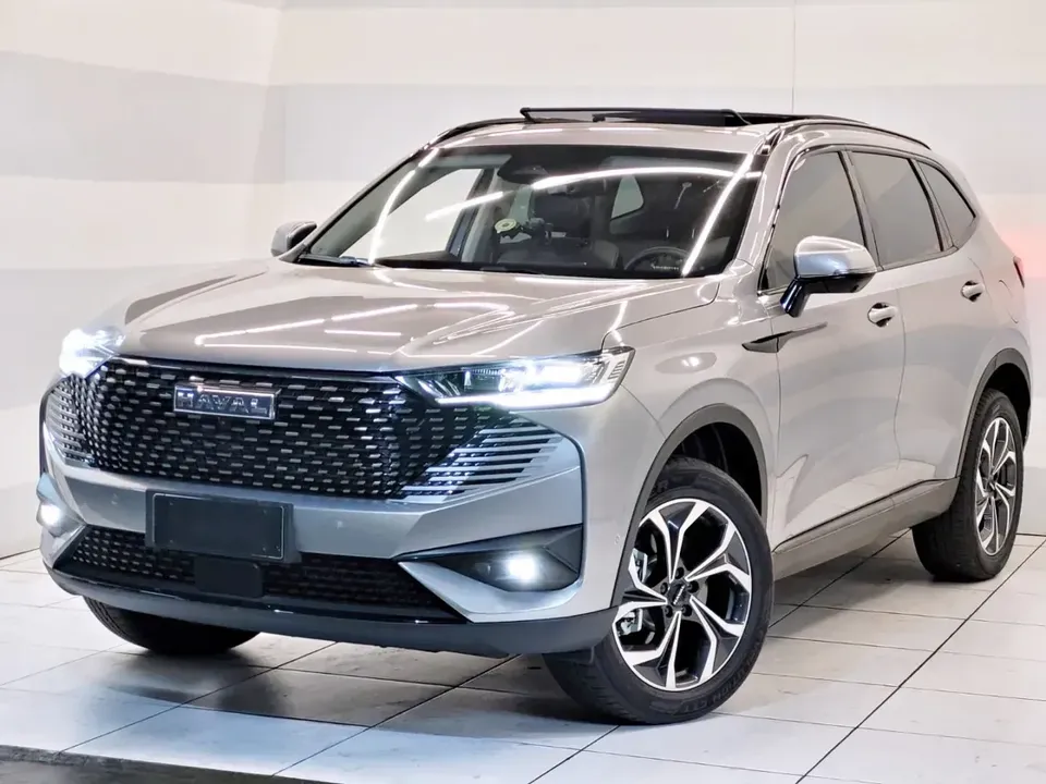 Foto de um gwm haval h6 plug-in hybrid