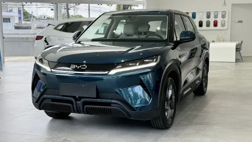 Foto de um byd yuan pro