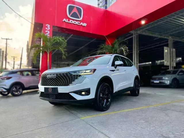 Foto de um gwm haval h6 plug-in hybrid