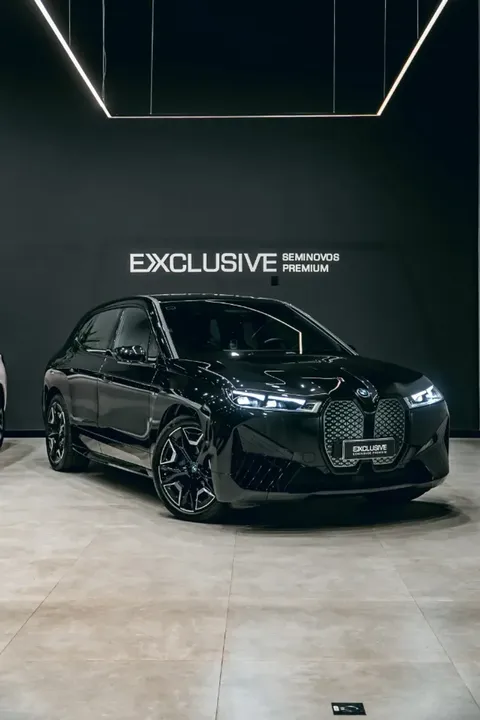 Foto de um bmw ix