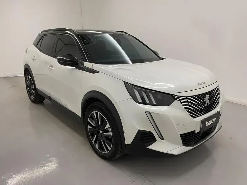 Foto de um peugeot e-2008