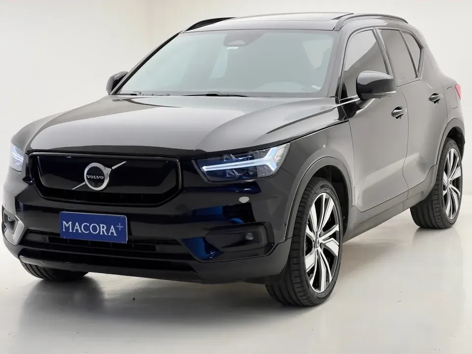 Foto de um volvo xc40 recharge