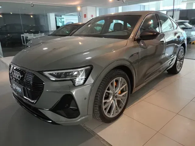 Foto de um audi e-tron sportback
