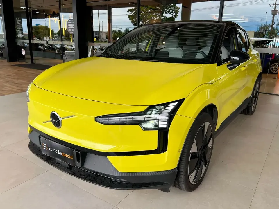 Foto de um volvo ex30