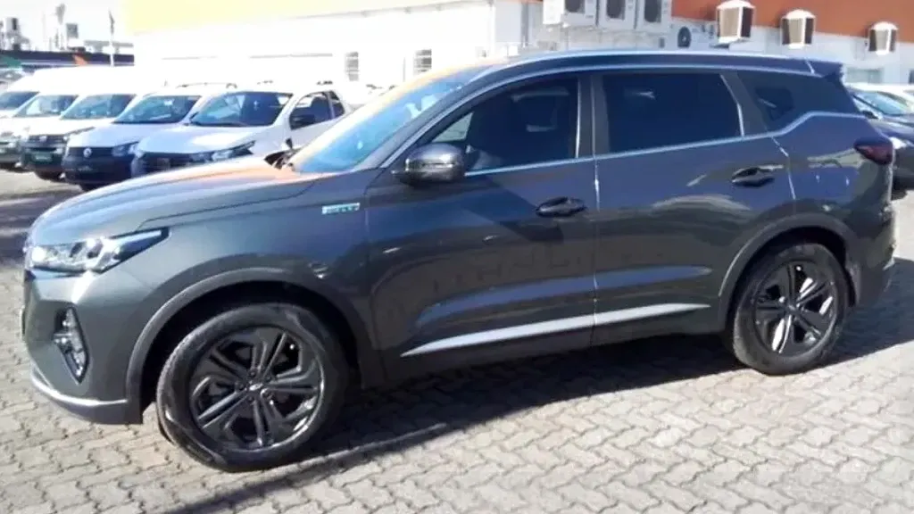 Foto de um chery tiggo 7 pro plug-in hybrid
