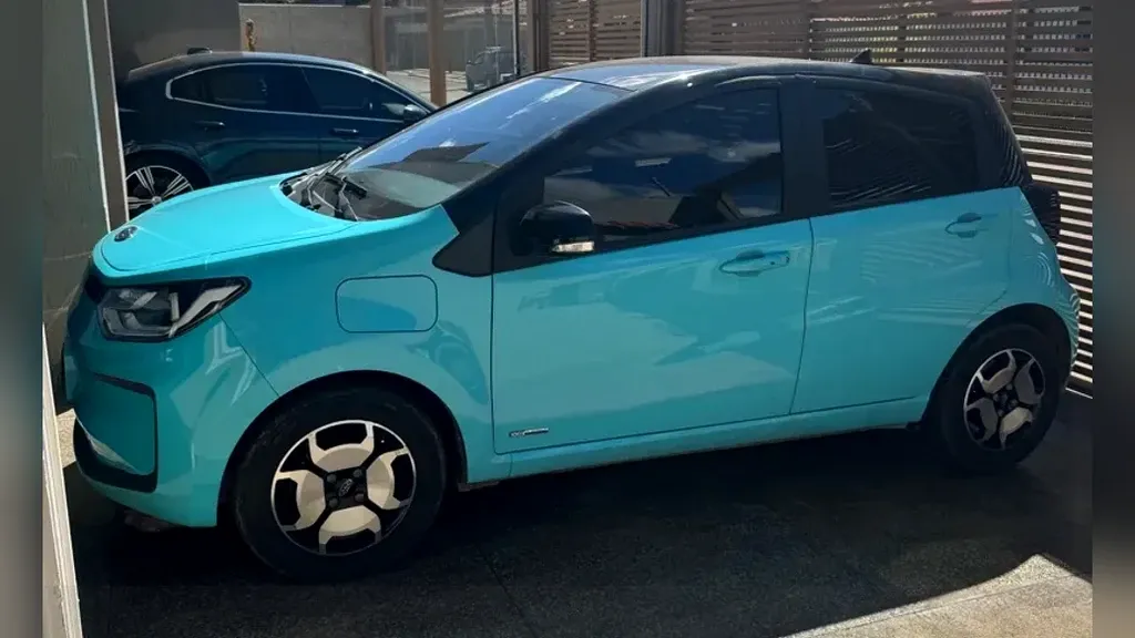 Foto de um jac e-js1