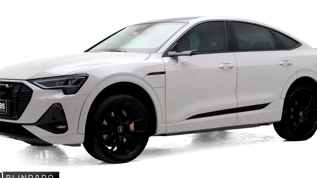 Foto de um audi e-tron sportback
