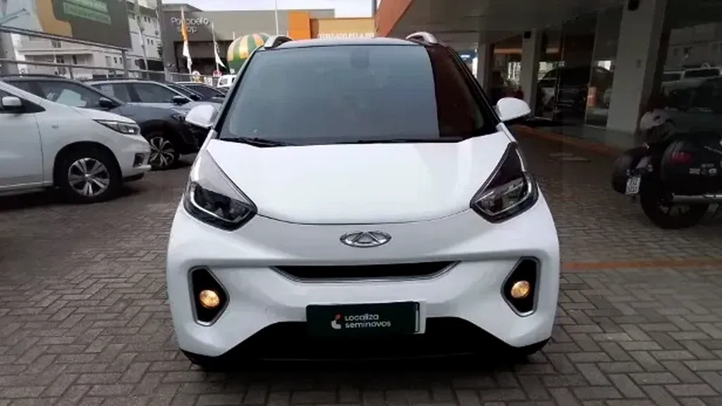 Foto de um chery icar