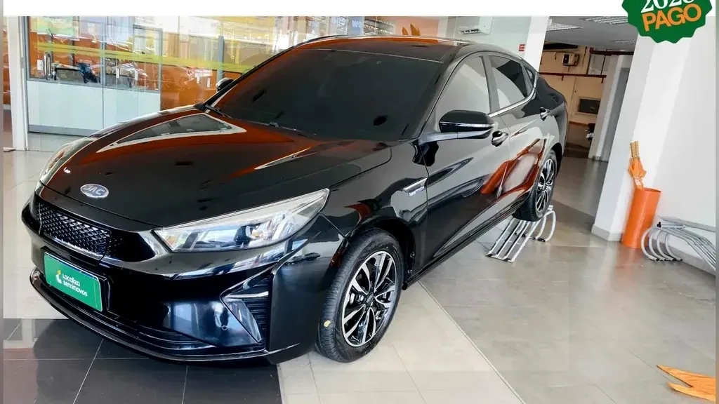 Foto de um jac e-j7