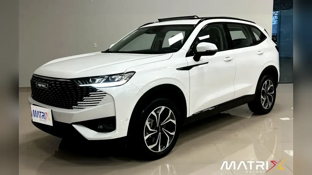 Foto de um gwm haval h6 plug-in hybrid