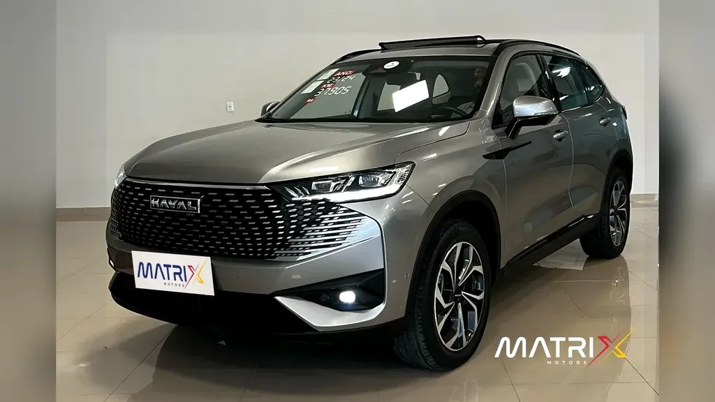 Foto de um gwm haval h6 plug-in hybrid