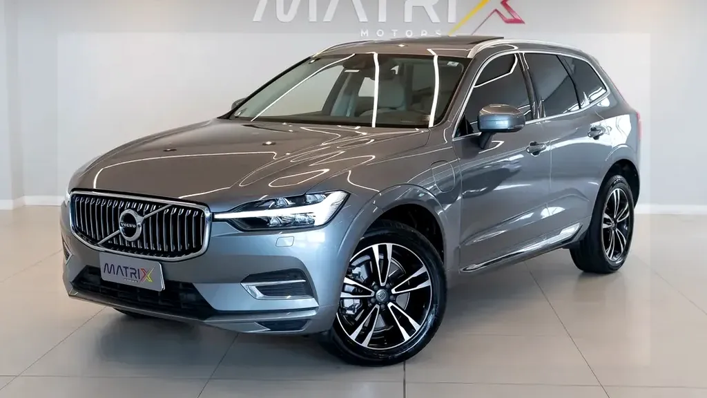 Foto de um volvo xc60