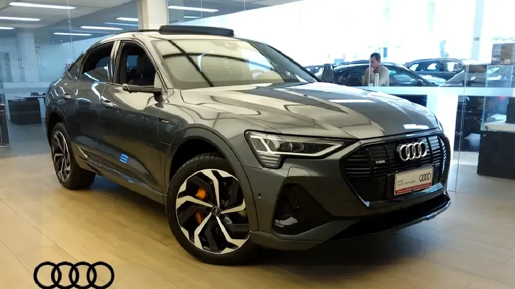 Foto de um audi e-tron sportback