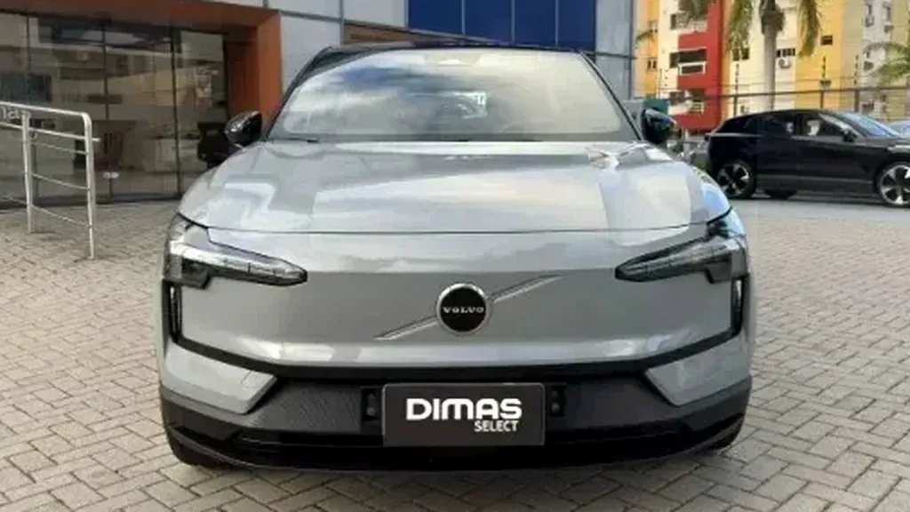 Foto de um volvo ex30