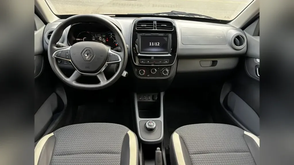 Foto de um renault kwid e-tech electric