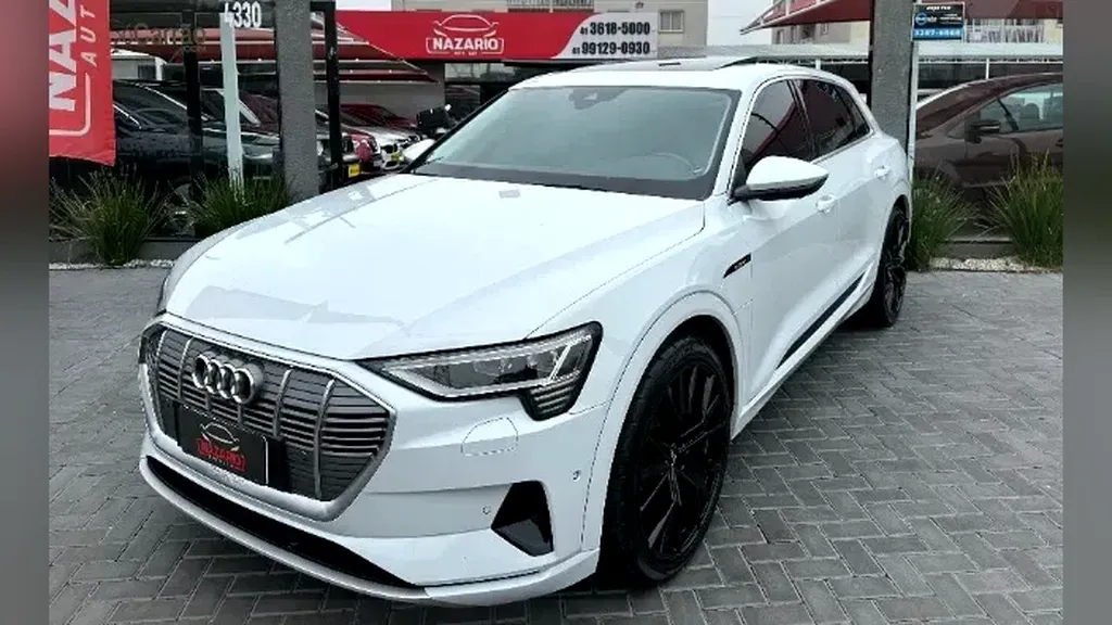 Foto de um audi e-tron