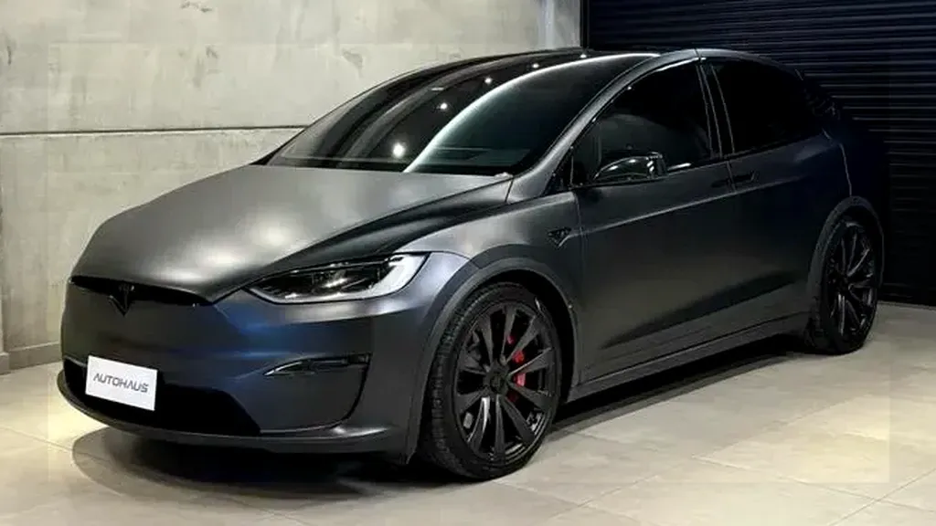 Foto de um tesla model x