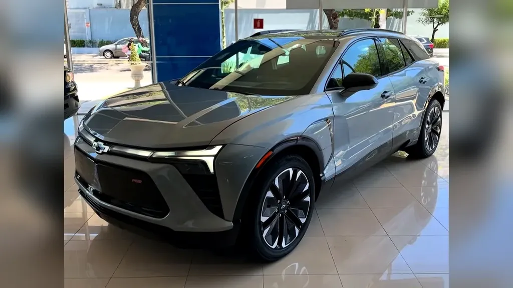 Foto de um chevrolet blazer ev