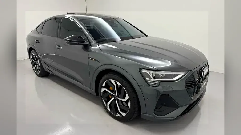 Foto de um audi e-tron