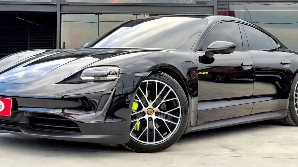 Porsche Taycan