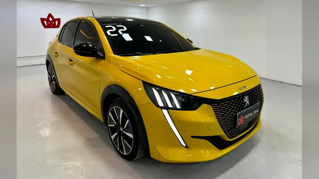 Peugeot E-208