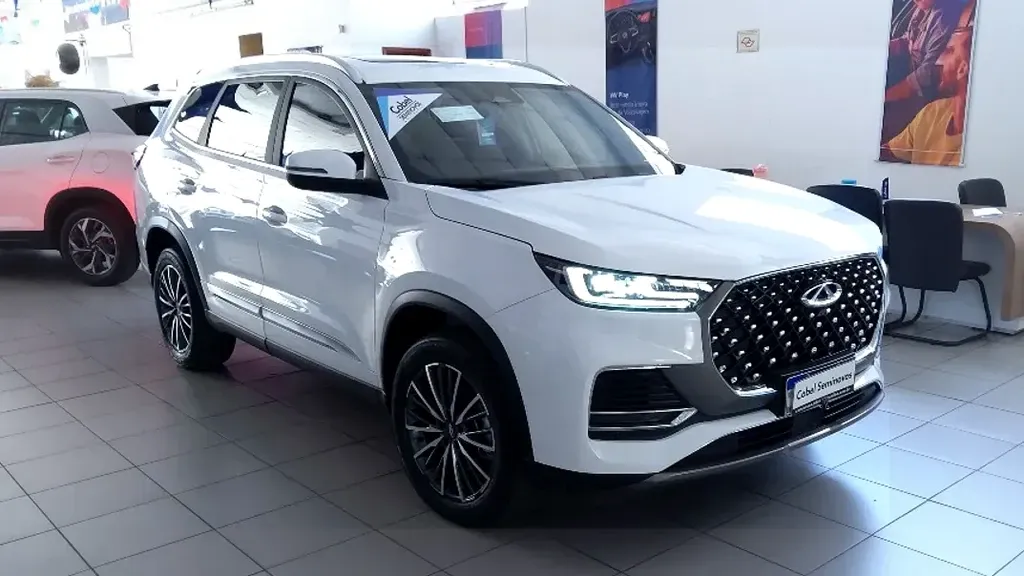 Foto de um chery tiggo 8 pro plug-in hybrid