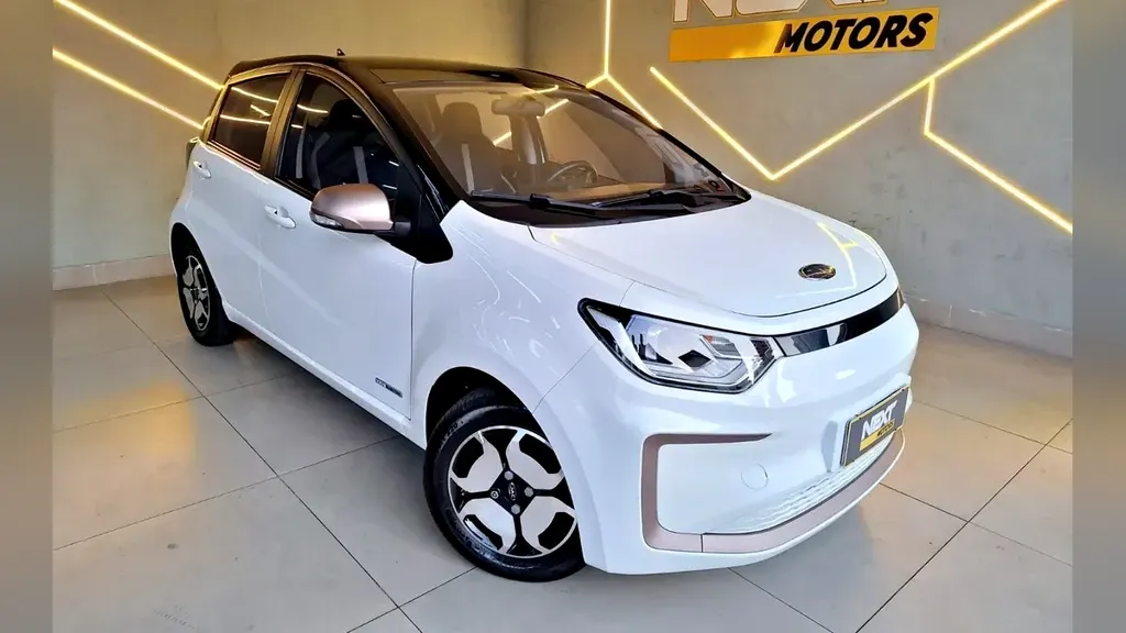JAC E-JS1