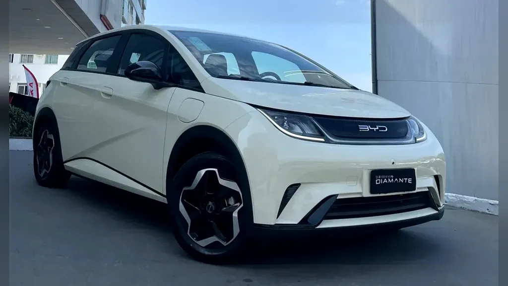 BYD Dolphin