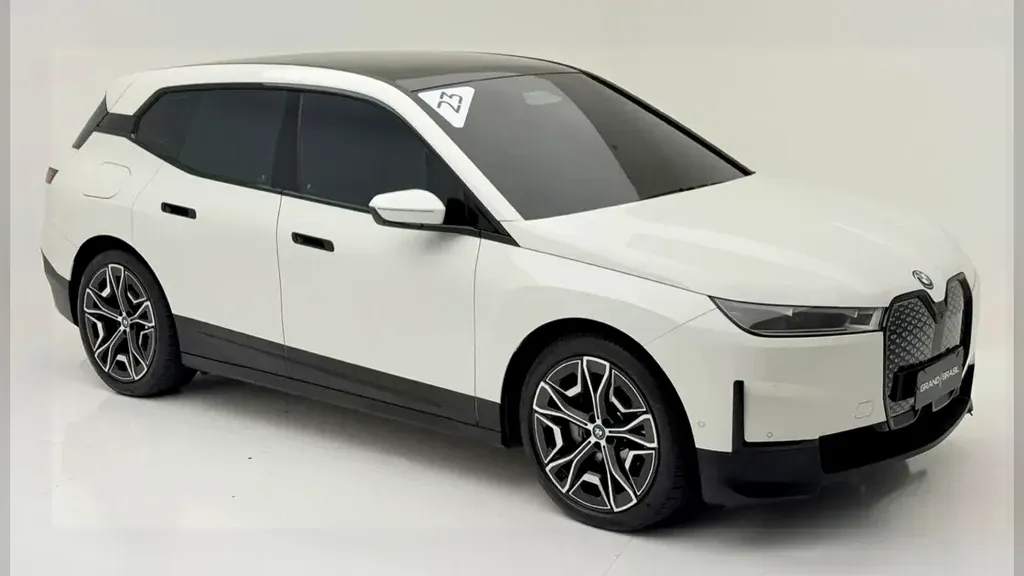 BMW Ix