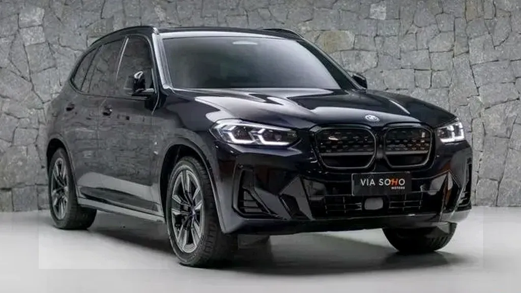 BMW IX3