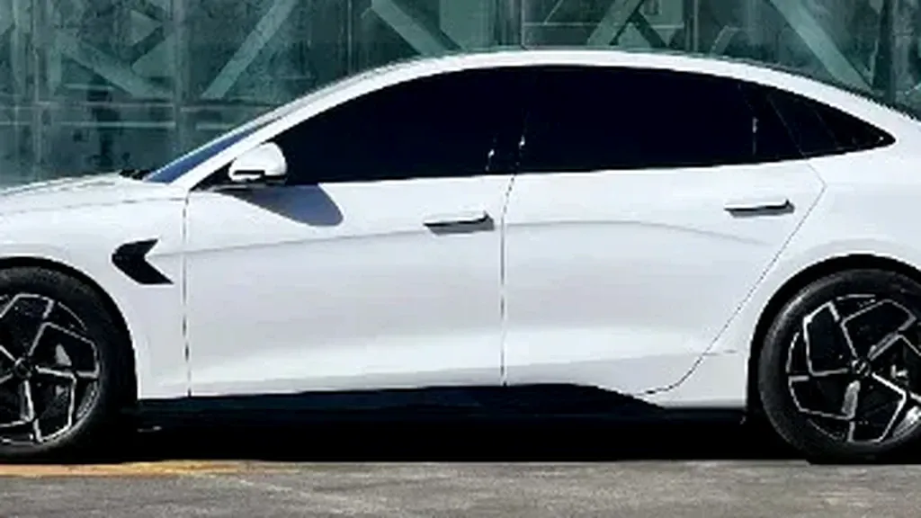 BYD Seal