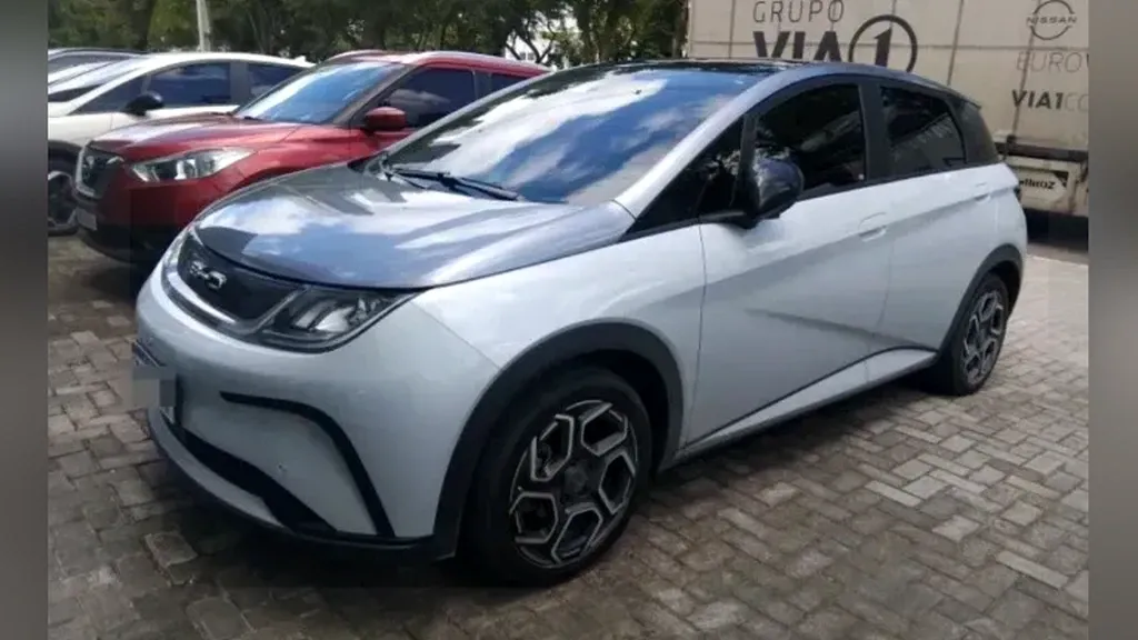BYD Dolphin