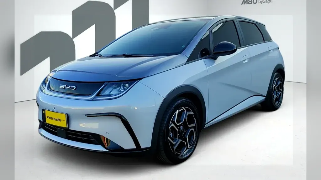 BYD T3